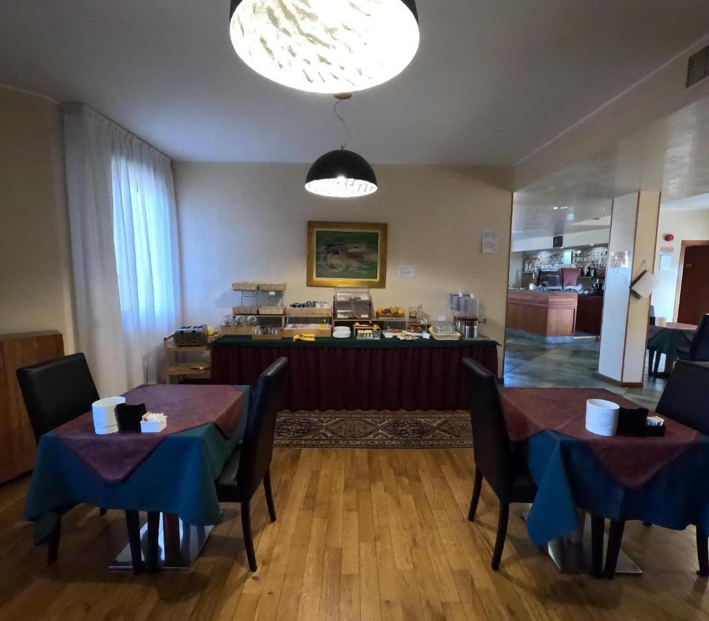 Hotel Air Bag Lodi Zewnętrze zdjęcie