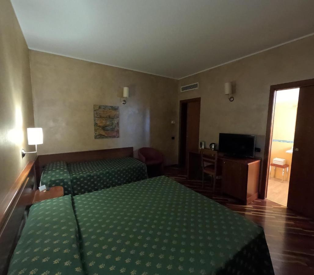 Hotel Air Bag Lodi Zewnętrze zdjęcie