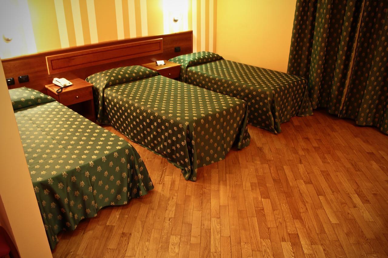 Hotel Air Bag Lodi Zewnętrze zdjęcie